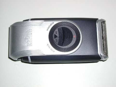BRAUN Pocket Shaver BS575